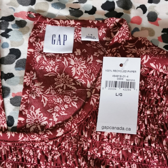 Burgundy Floral Blouse NWT - Picture 2 of 2